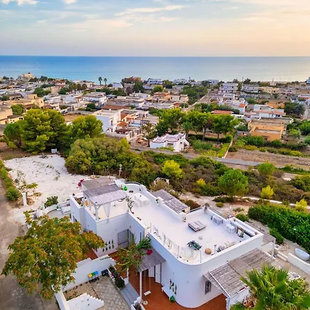 Alba - Infinity Pool & Roof Terrace With Spectacular Views * Marina di Lizzano