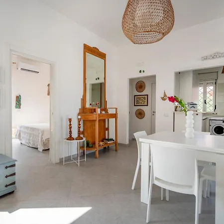 Alba - Infinity Pool & Roof Terrace With Spectacular Views * Marina di Lizzano